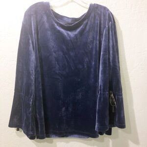 Sanctuary plush velvet like blouse